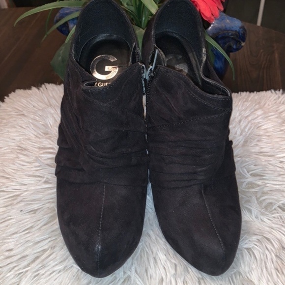 GUESS BLACK SUEDE STILETTO BOOTIE LADIES SIZE 6 1/2 - Picture 11 of 12